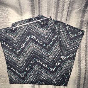 These are a pair of black,blue and white leggings